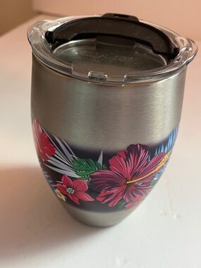 Tervis  Stainless Steel Travel Tumbler with Pink Floral Hibiscus Design